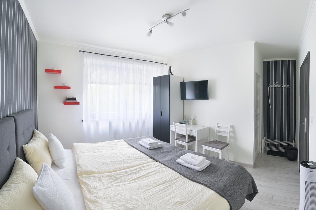 Oświęcim 7Th Room Guest House מראה חיצוני תמונה