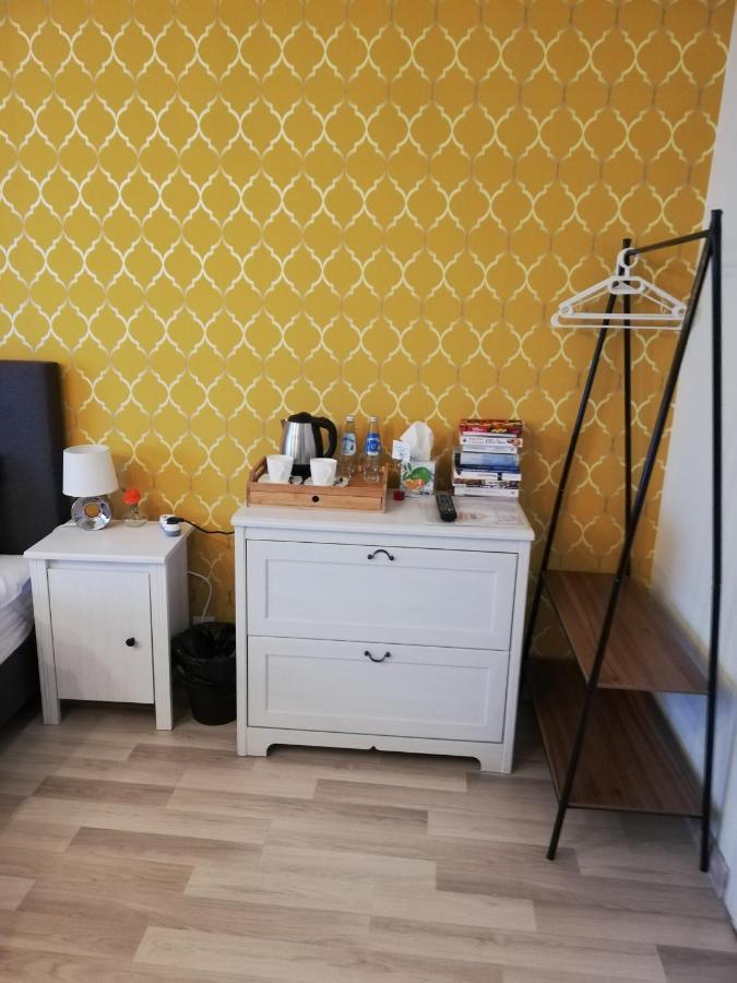 Oświęcim 7Th Room Guest House מראה חיצוני תמונה